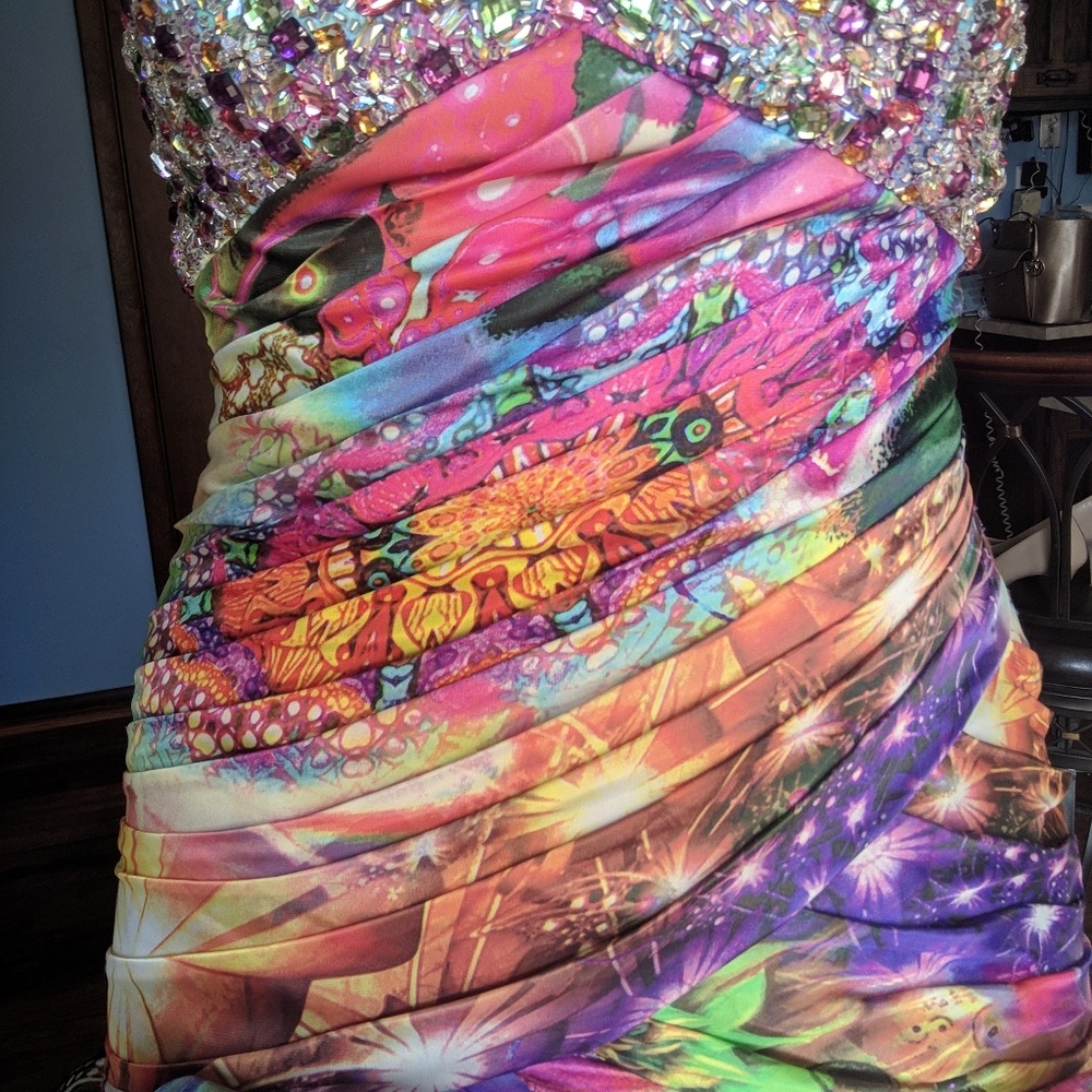GORGEOUS Multi-colored Prom Dress - Picture 8 of 8